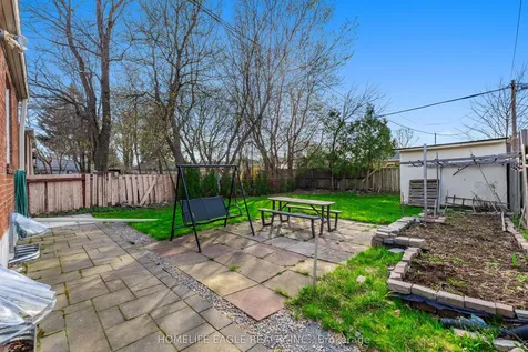 20 Maywood Park Toronto ON M1K 2G8