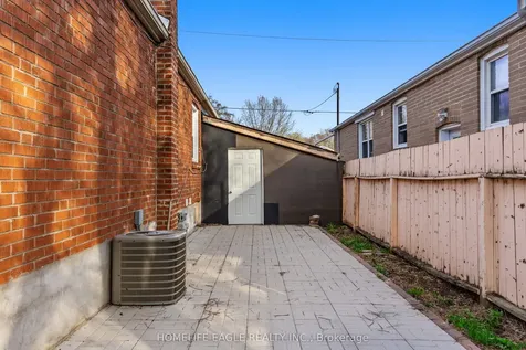 20 Maywood Park Toronto ON M1K 2G8