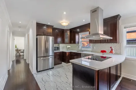 20 Maywood Park Toronto ON M1K 2G8