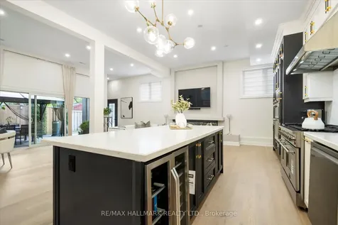 134 Manse Road Toronto ON M1E 3V1