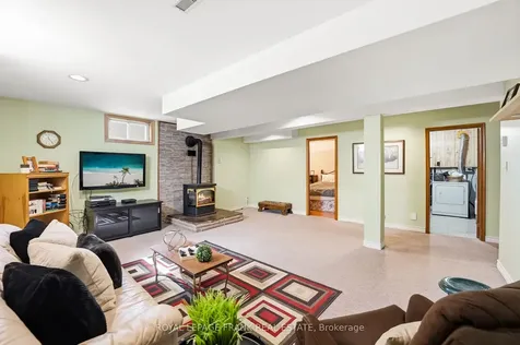 250 Meadow Road Whitby ON L1N 3K2
