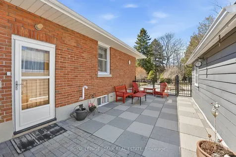 250 Meadow Road Whitby ON L1N 3K2