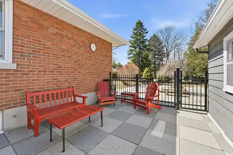 250 Meadow Road Whitby ON L1N 3K2