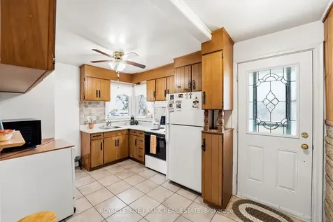 250 Meadow Road Whitby ON L1N 3K2