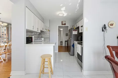 410 Mclevin Avenue Toronto ON M1B 5J5