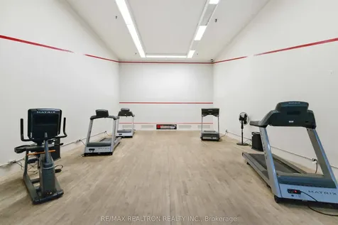 410 Mclevin Avenue Toronto ON M1B 5J5