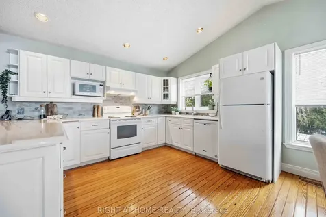 28 Birch Island Road Scugog ON L0B 1K0