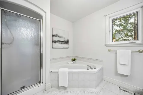28 Birch Island Road Scugog ON L0B 1K0