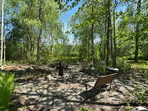 28 Birch Island Road Scugog ON L0B 1K0