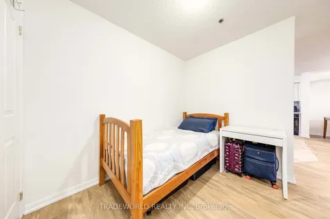 5225 Finch Avenue E Toronto ON M1S 5W8