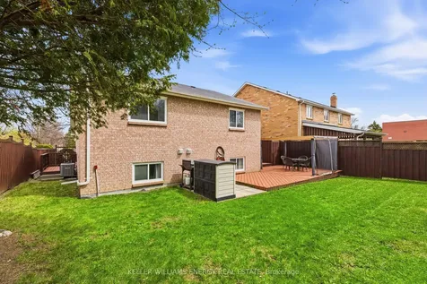 86 Rhonda Boulevard Clarington ON L1C 3Y9