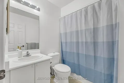 1197 Beaver Valley Crescent Oshawa ON L1J 8N1