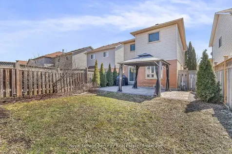 1197 Beaver Valley Crescent Oshawa ON L1J 8N1