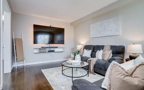 67 Laking Drive Clarington ON L1B 1P8