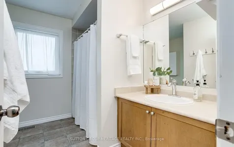 67 Laking Drive Clarington ON L1B 1P8