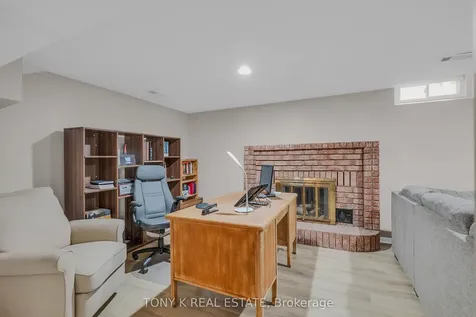 27 Ingleborough Drive Whitby ON L1N 8J9
