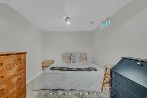 27 Ingleborough Drive Whitby ON L1N 8J9