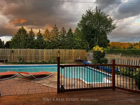 27 Ingleborough Drive Whitby ON L1N 8J9