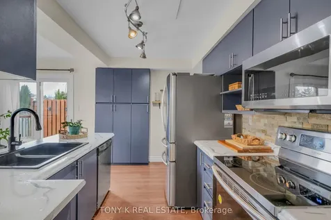 27 Ingleborough Drive Whitby ON L1N 8J9