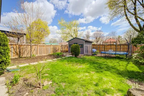 17 Arden Crescent Toronto ON M1L 3R6