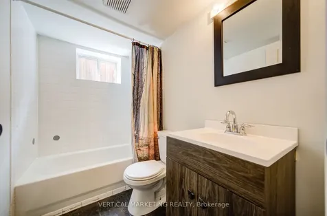 17 Arden Crescent Toronto ON M1L 3R6