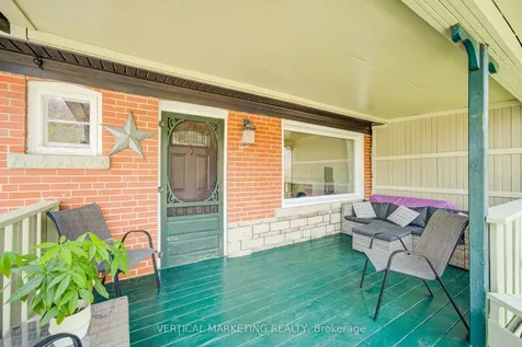 17 Arden Crescent Toronto ON M1L 3R6