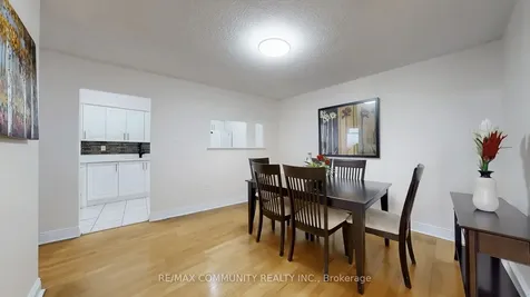 2050 Bridletowne Circle Toronto ON M1W 2V5
