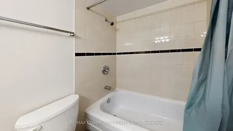 2050 Bridletowne Circle Toronto ON M1W 2V5