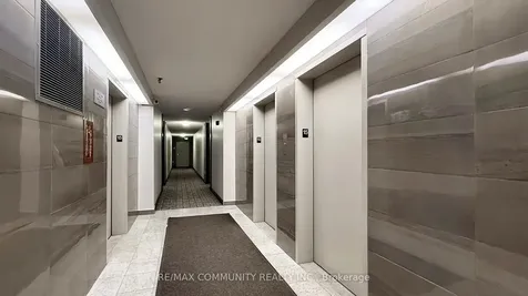 2050 Bridletowne Circle Toronto ON M1W 2V5
