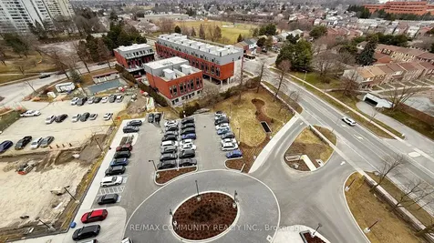 2050 Bridletowne Circle Toronto ON M1W 2V5