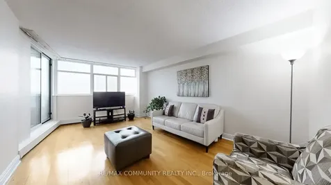 2050 Bridletowne Circle Toronto ON M1W 2V5