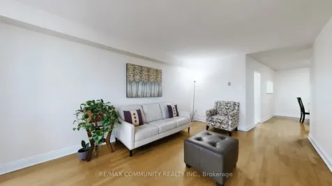 2050 Bridletowne Circle Toronto ON M1W 2V5