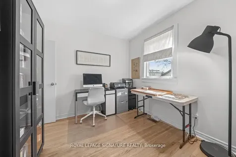 8 Wolcott Avenue Toronto ON M1L 4K1