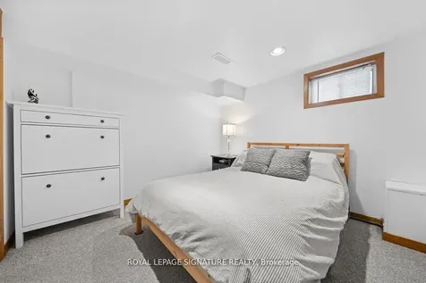 8 Wolcott Avenue Toronto ON M1L 4K1