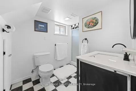 8 Wolcott Avenue Toronto ON M1L 4K1