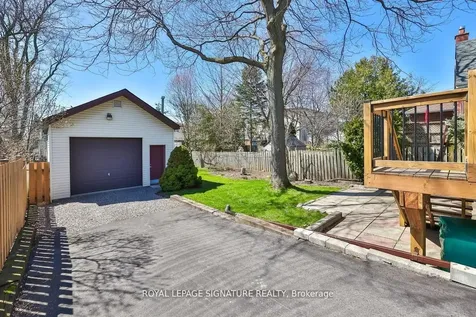 8 Wolcott Avenue Toronto ON M1L 4K1