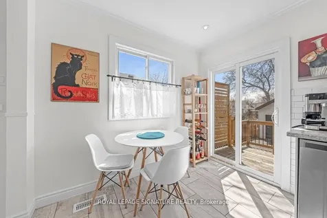 8 Wolcott Avenue Toronto ON M1L 4K1