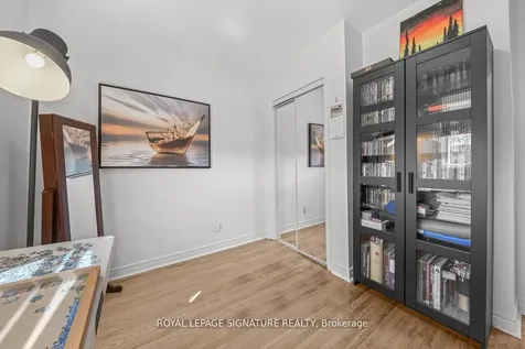8 Wolcott Avenue Toronto ON M1L 4K1