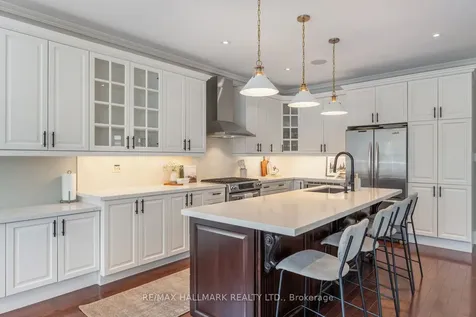 15 Birchcliff Avenue Toronto ON M1N 3C5