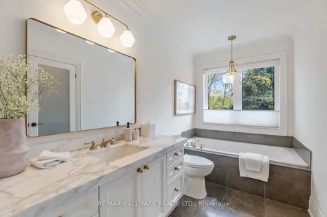 15 Birchcliff Avenue Toronto ON M1N 3C5