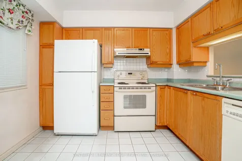 115 Bonis Avenue Toronto ON M1T 3S4