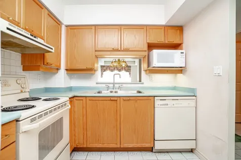 115 Bonis Avenue Toronto ON M1T 3S4
