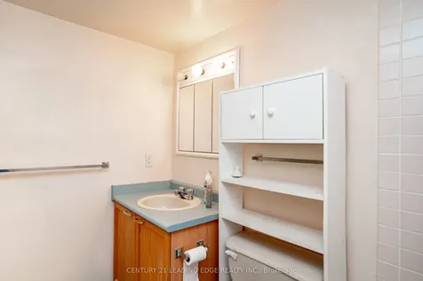 115 Bonis Avenue Toronto ON M1T 3S4