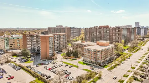 115 Bonis Avenue Toronto ON M1T 3S4