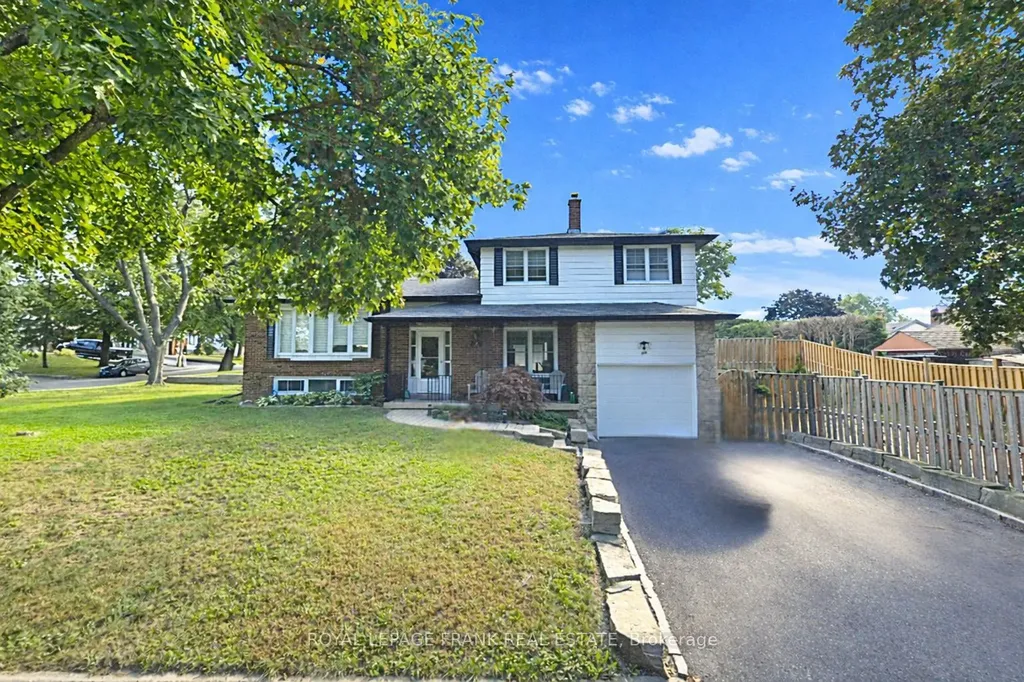 489 Crestwood Drive Oshawa ON L1G 2R4