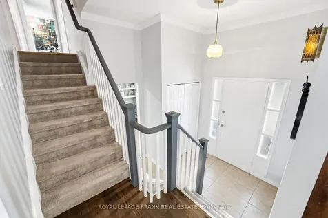 489 Crestwood Drive Oshawa ON L1G 2R4