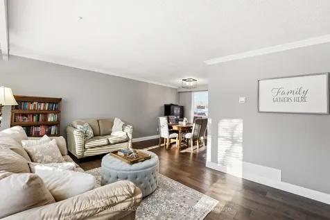 489 Crestwood Drive Oshawa ON L1G 2R4