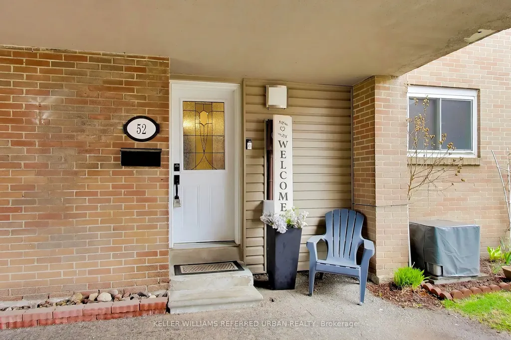 1235 Radom Street Pickering ON L1W 1J3