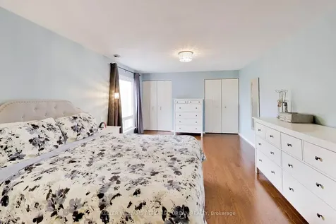 1235 Radom Street Pickering ON L1W 1J3