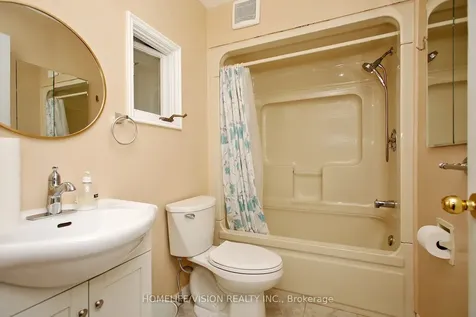 70 Cass Avenue Toronto ON M1T 3P9